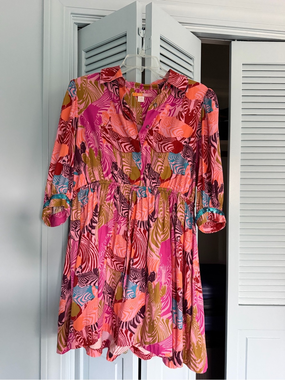 Tropical Pink Short Dress with Button-Front and Gathered Waist